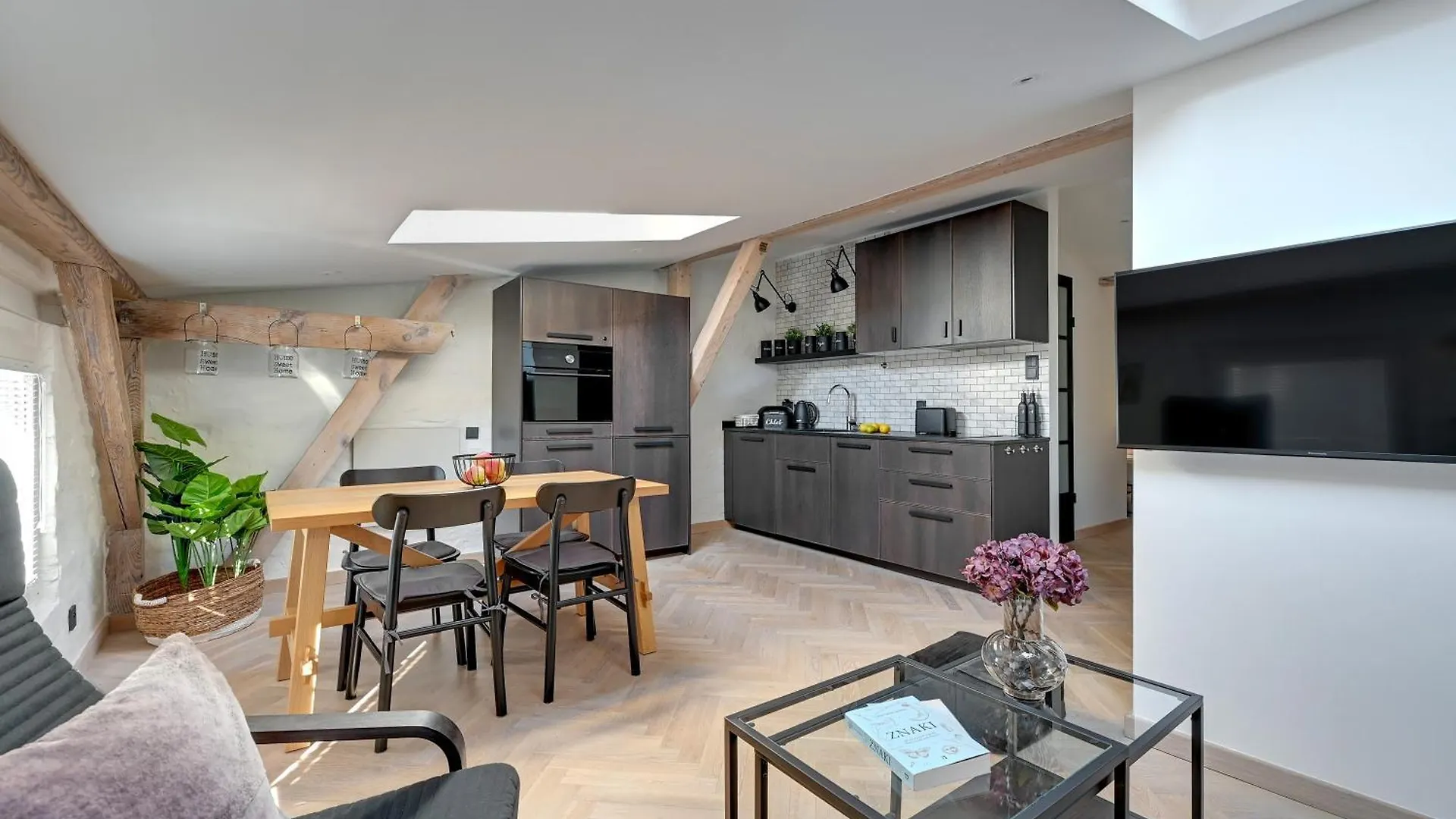 Lion Apartments - Modern Apartment With Perfect Location Sopot